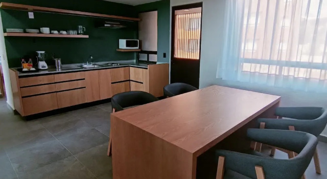 Люкс Sunrock Hotel and Suites