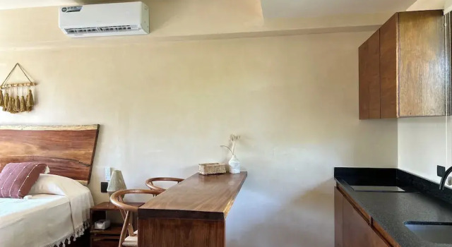 Апартаменты Comfort Jungle Escape Studio Quiet & Cozy C5