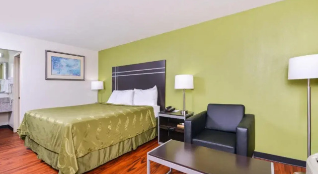 Люкс Business Americas Best Value Inn-Nashville/Airport South