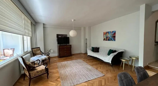 Green Garden View Apartment Near Zorlu Center, Varaa Huoneisto Hotellit Marmara-alue pysäköinnillä, Pysäköinti