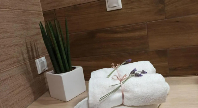 Stylish Ground Floor Maisonette, Book Hotel Volos 