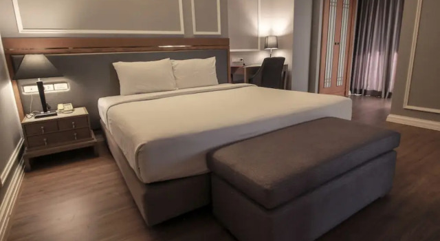 Семейный номер Standard с 2 комнатами с балконом Hope Land Hotel Sukhumvit 24