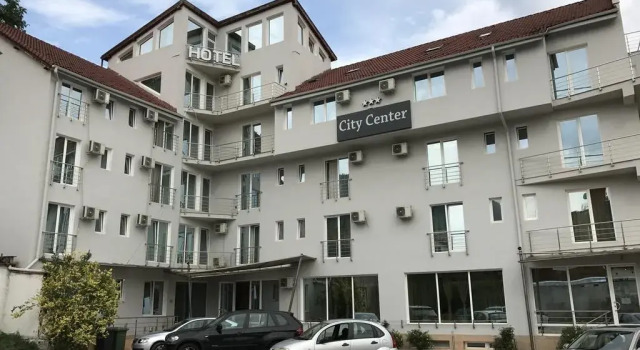 Hotel City Center, Забронировать Отель Отели в центре Брашова с завтраком, отели в центре Брашова с завтраком