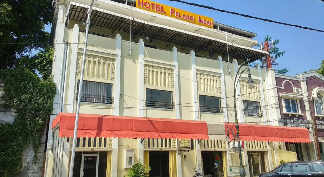 Hotel Pelangi Indah, Rezervasyon Otel Semarang Central Java