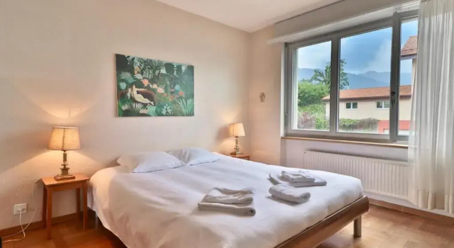 Maison familiale à Montreux avec vue sur le lac, Забронировать Отель Монтрё Lavaux