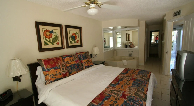 Ocean Reef Yacht Club & Resort, Book Resort Hotels in Grand Bahama with a Pool, Swimming Pool