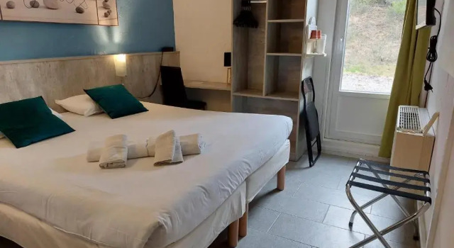 Двухместный номер Standard Brit Hotel Bosquet Carcassonne Cité