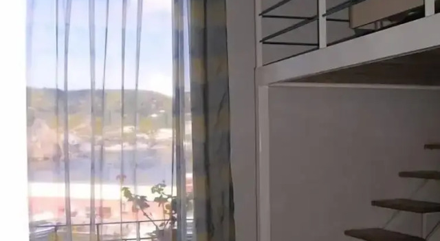 Juniorsuite med altan med havudsigt Mari