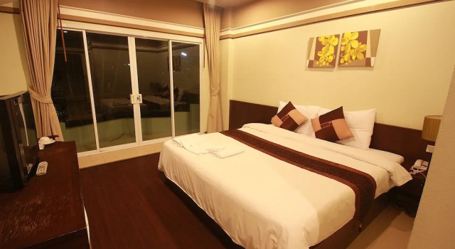 Двухместный номер Standard с балконом Narakul Resort Hotel