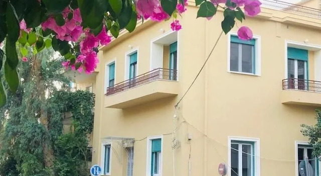 Filopappou Hill Apartment, Забронировать Апартаменты/квартира Афины Острова Саронического залива - Аттика, рядом с Холм Филопаппос