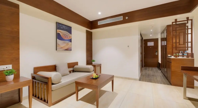 Люкс с балконом и с видом на горы The Fern An Ecotel Hotel, Lonavala