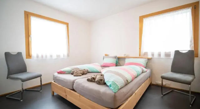 Chasa Bazzell, Book Hotel Hotels in Grisons with Parking, Parking