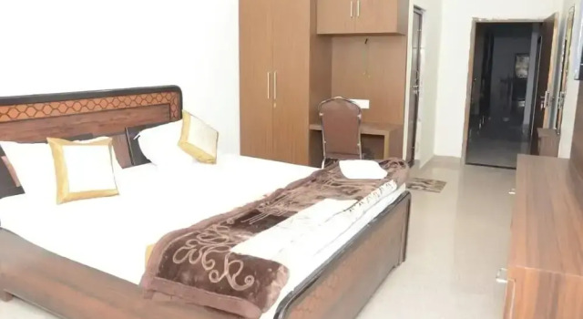 Номер Luxury Hotel Subhadra