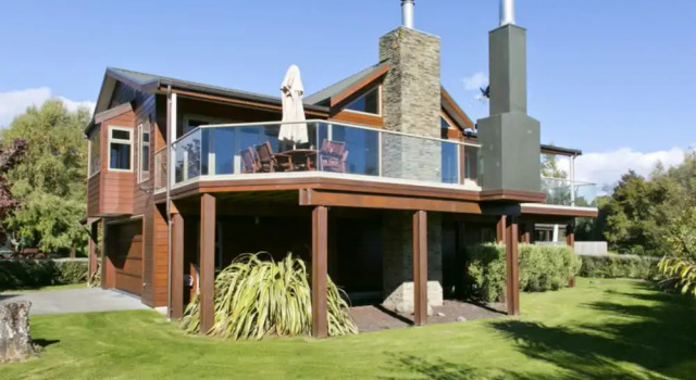 Вилла Deluxe с 4 комнатами Tongariro Lodge