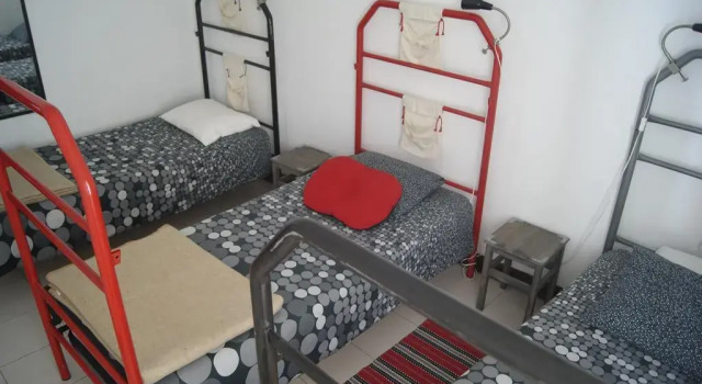 Evora Terrace Guest House, Забронировать Гостевой дом Отели Эвора-Монте с парковкой, рядом с Church of Nossa Senhora da Graca, Парковка