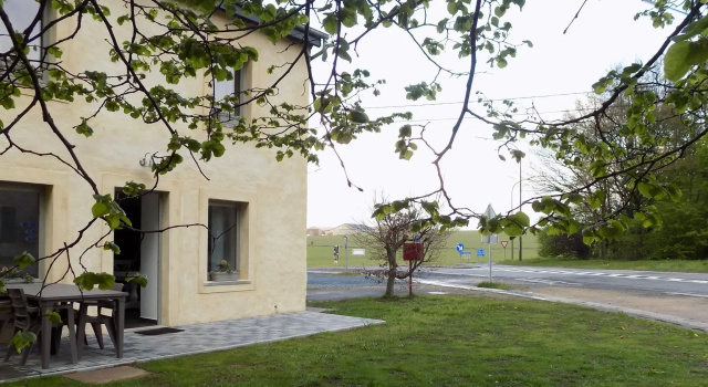 Коттедж Holiday Home in Florenville With Garden