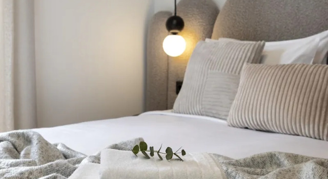 Stay Chic Athens, Забронировать Апартаменты/квартира Афины Острова Саронического залива - Аттика, рядом с Холм Филопаппос