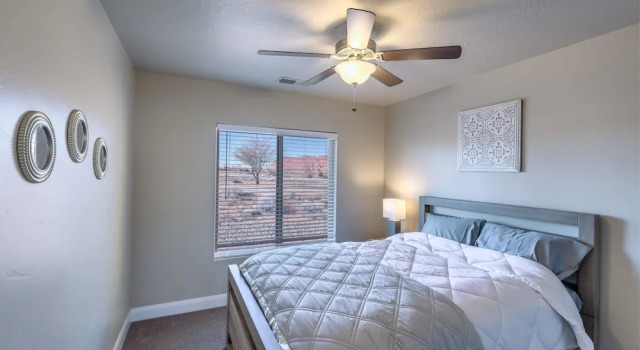 Sunny Ledgeview Retreat, Prenota Villa St. George 