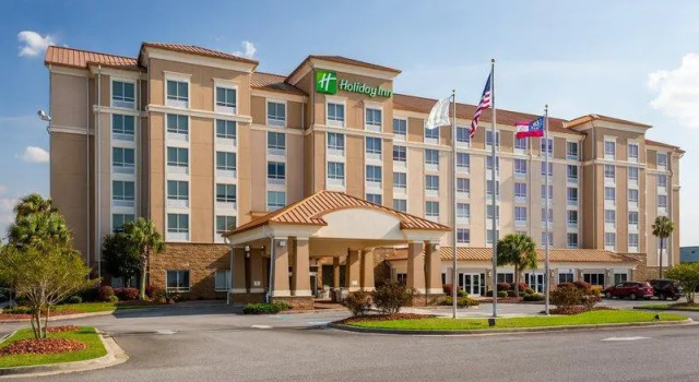 Четырёхместный люкс Holiday Inn Valdosta Conference Center by IHG