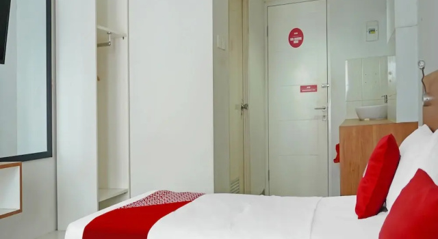Deluxe Twin room Hotel O Gkitroom