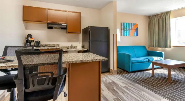 Двухместный люкс c 1 комнатой MainStay Suites Dubuque at Hwy 20