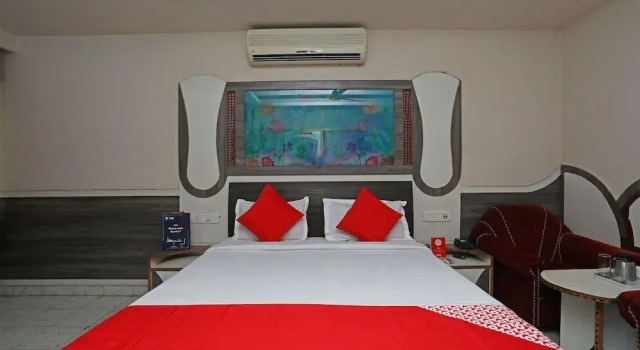OYO 29689 Hotel Pramod