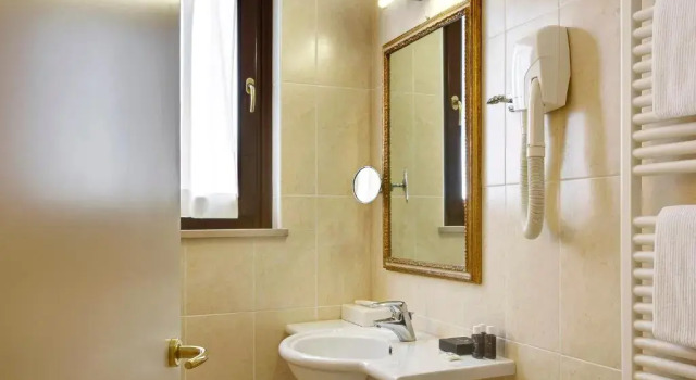 Полулюкс Villa Cattani Stuart XVII secolo