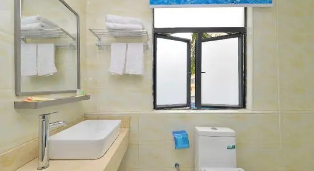 Weike Express Hotel (Shenzhen Airport Hourui Metro Station), Rezerwuj Hotel Hotele w Shenzhen z parkingiem, Parking