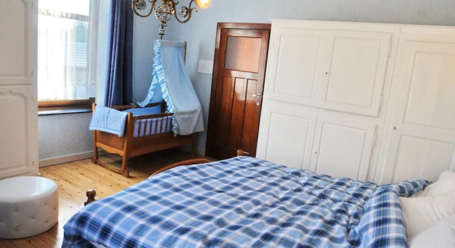 Коттедж Holiday Home in Bastogne With Sauna & Bubble Bath