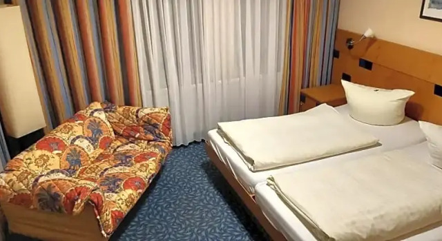 Balkonlu Standart oda Hotel Ladenmühle