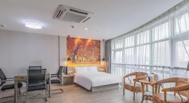 Люкс Homeinn Ease Hotel (Xuzhou Yunlong Lake People's Square Subway Station)