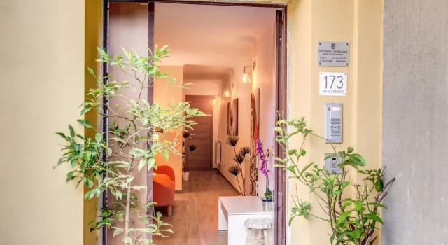 Retro'room/doppia/vaticano/2pax, Забронировать Отель Отели Рима с парковкой, рядом с Универмаг La Rinascente, Парковка