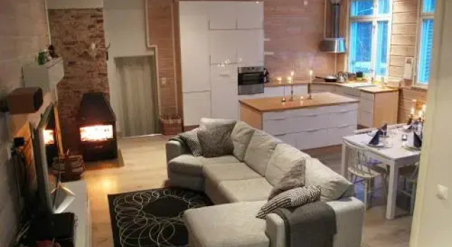 Wanha Koulu Tahko Unelma, 4mh, Palju, Sauna, Tupakeittiö, Wifi, Liikuntasali, RinteetSpaRavintola 6km, Lemmikit OK, Edukas, Réserver Appartement Hôtels à Tahko avec piscine, Piscine