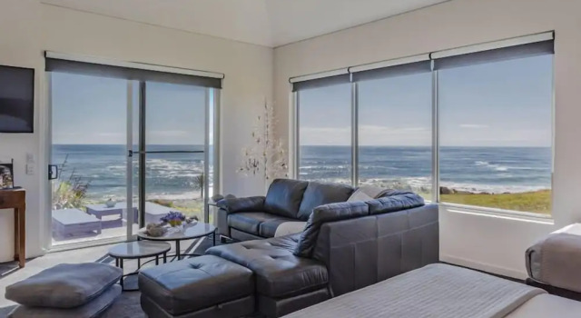 Вилла Luxury с видом на воду Saltwater - Absolute Oceanfront, Fire Pits, some Villas with Hot Tubs and Sauna