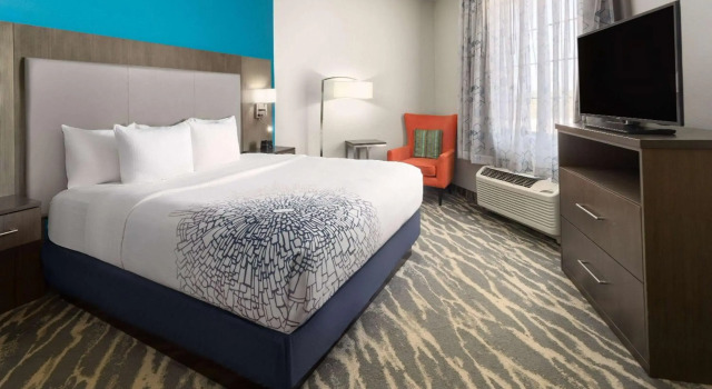 La Quinta by Wyndham Kokomo, Prenota Hotel Hotel a Indiana con parcheggio, Parcheggio