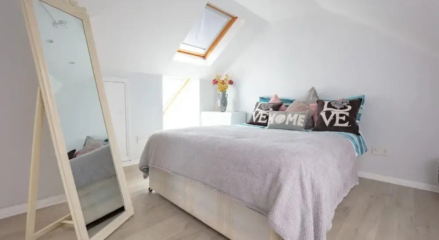 Hidden Gem Minutes From Heathrow Airport, Varaa Huoneisto Asunnot kohteessa Merseyside, Huoneisto