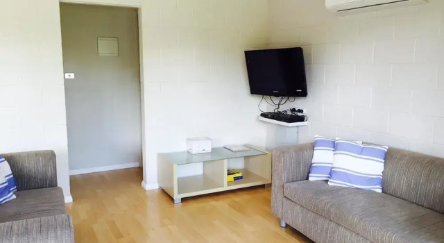 Emerald Apartment