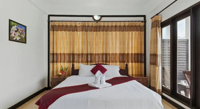 Номер Deluxe Central hotel Vang Vieng
