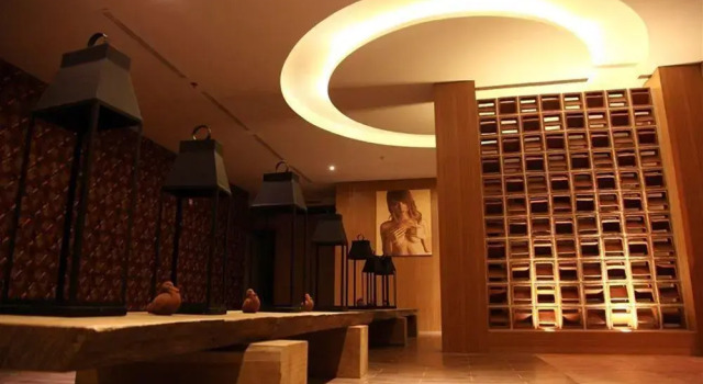Aswin Inn Panakkukang, Rezervovat Hotel Hotely v Sulawesi s parkováním, Parkování