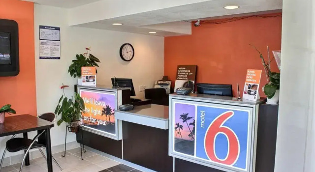 Motel 6 Paso Robles, Rezervați Motel Paso Robles 