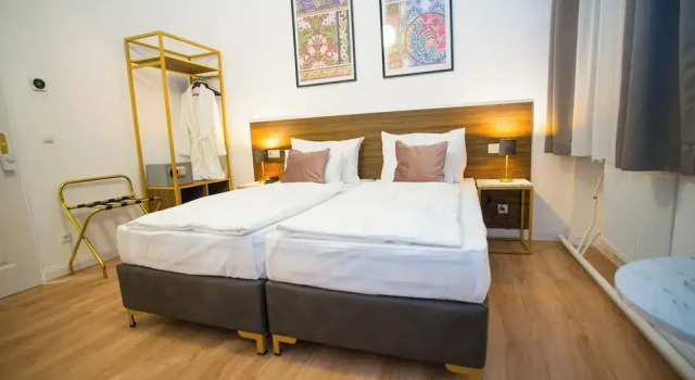 Номер Classic Pension Central I Self Check In I AC in all rooms