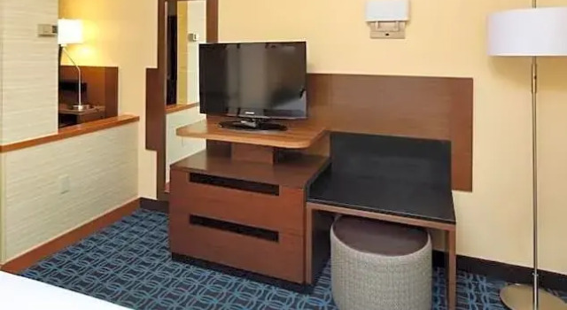 Двухместный люкс c 1 комнатой SpringHill Suites by Marriott Newark International Airport