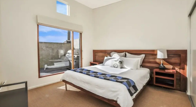 Hearns Beachside Villa 7, Prenota Villa Port Fairy Victoria