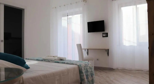 Clelia's Boutique Rooms & Suites, Rezervați Hotel boutique La Maddalena Maddalena Archipelago