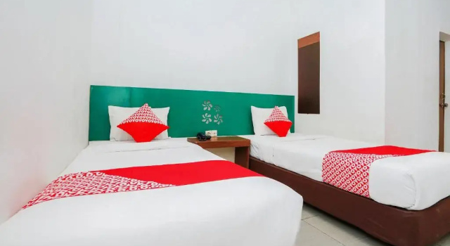 Standard Twin room OYO 231 Hotel Andita Syariah