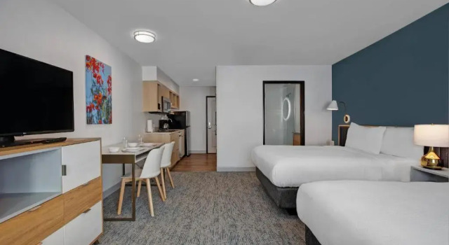 Четырёхместная студия TownePlace Suites by Marriott Phoenix Glendale Sports & Entertainment District