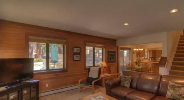 RedAwning Modern Incline Village Home, Забронировать Отель Инклайн-Виллидж North Lake Tahoe