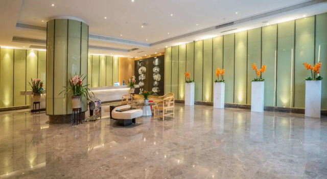 Jingtang Ramada Encore Hotel