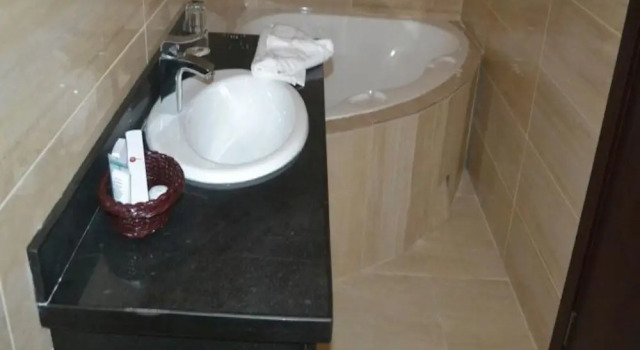 Двухместный полулюкс The Montrose Hotel Lekki