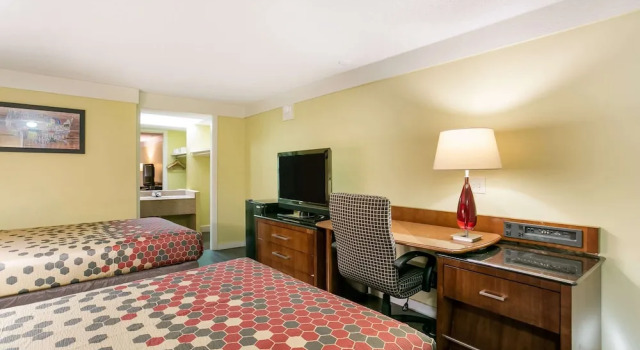 Econo Lodge, Book Hotel Hoteller i Frederick med pool, Swimmingpool